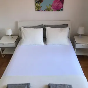 Marta Guest house