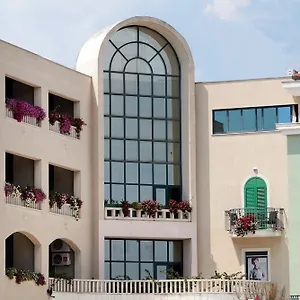 Bellevue 4* Traù